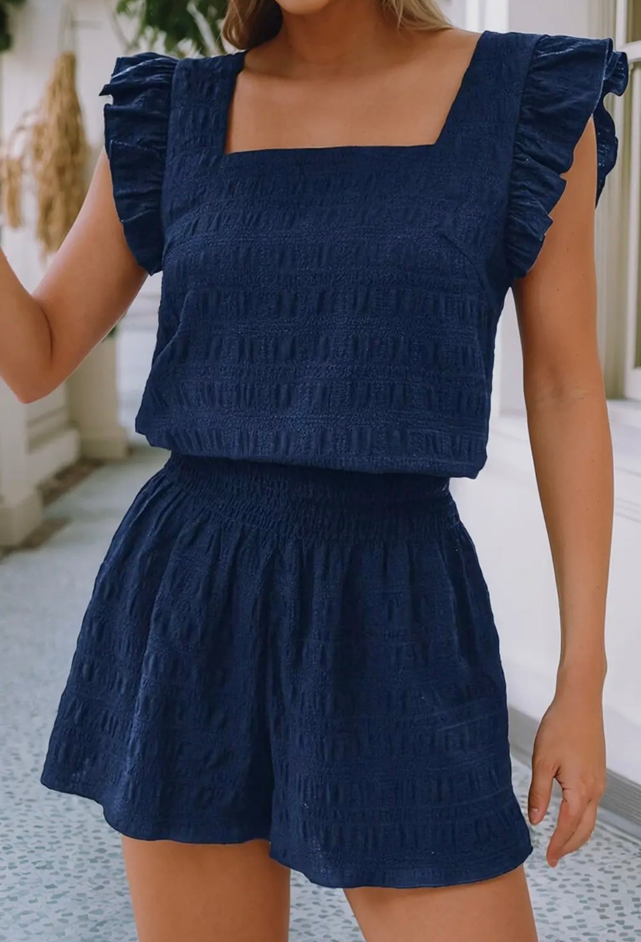 Textured square neck set