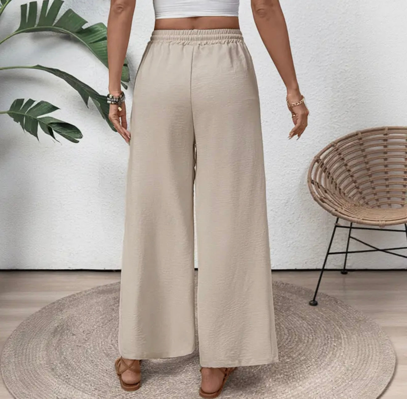 Casual elastic beige pants