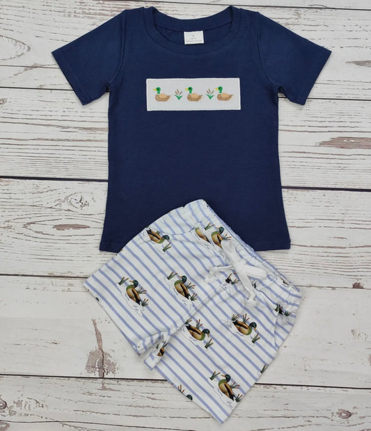 Boys duck appliqué shorts set
