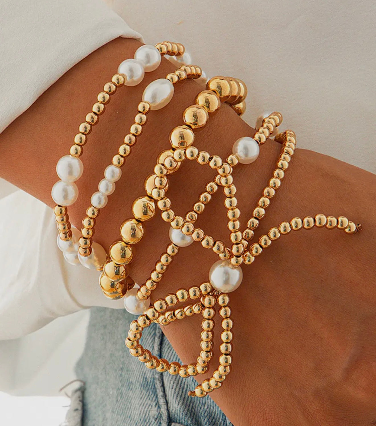 Gold Pearl Bow Bracelet Set