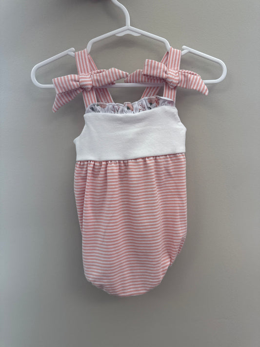 Blushing Bouquets Tie Ruffle Bubble