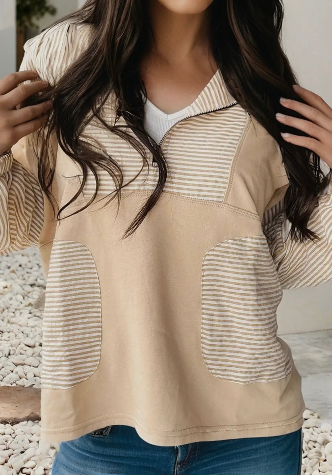 Striped collard pullover